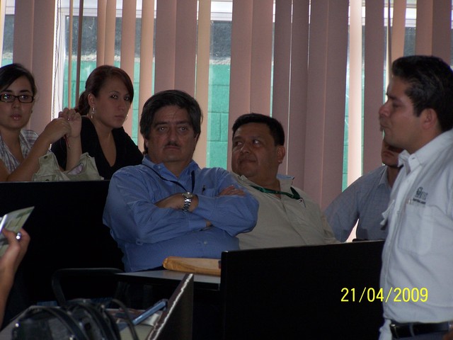 U.R.L. Inicio de clases de arquitectura siempre en 4° año