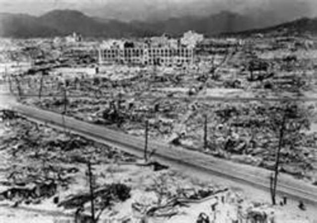 Atomic bomb on Hiroshima & Nagasaki