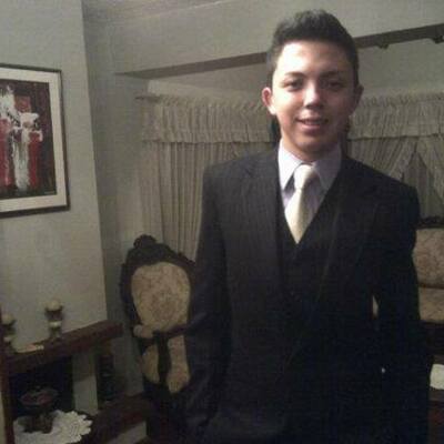 Timeline: Biografia Juan Pablo Segovia