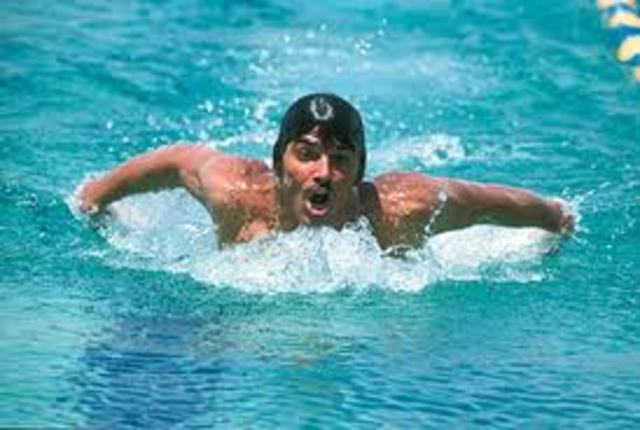 Mark Spitz wins 7 gold medals