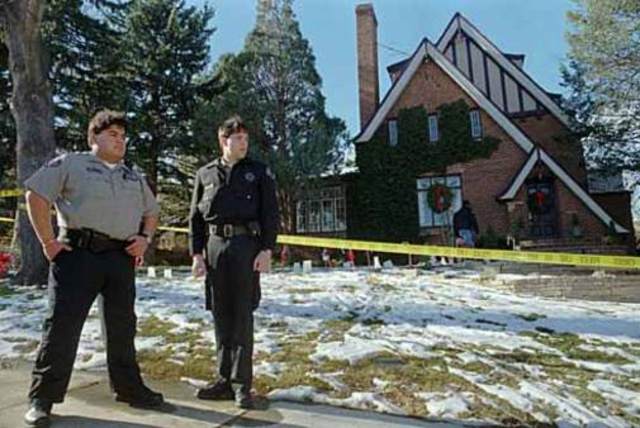 The police arrive at the Ramsey home