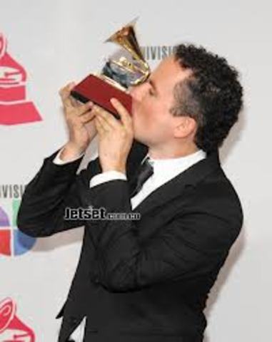 participo en la banda sonora de la pelicula colombiana