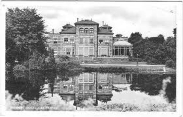 Van Houten factory opens