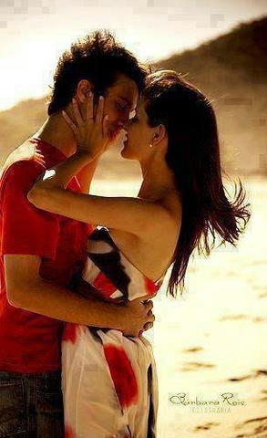 Odd's friends come to comfort him.