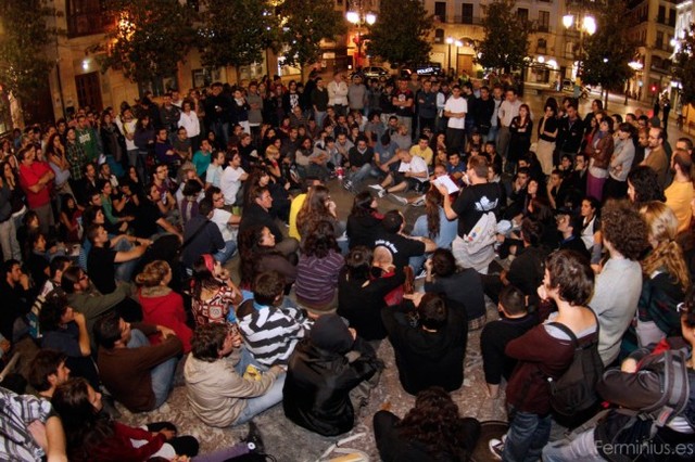 La indignación espontánea