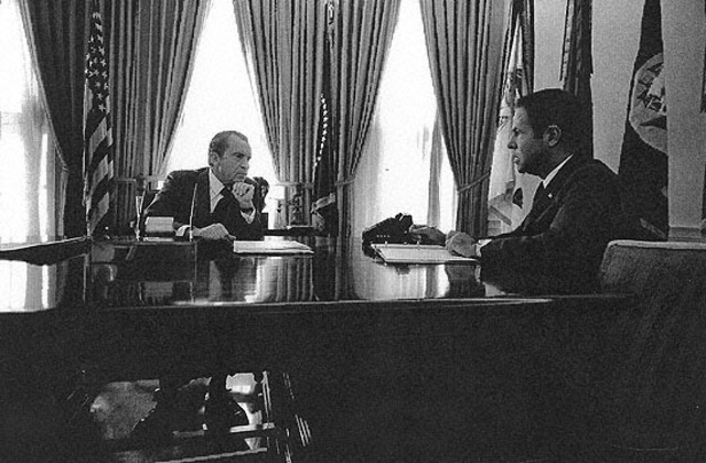 White house members Resign