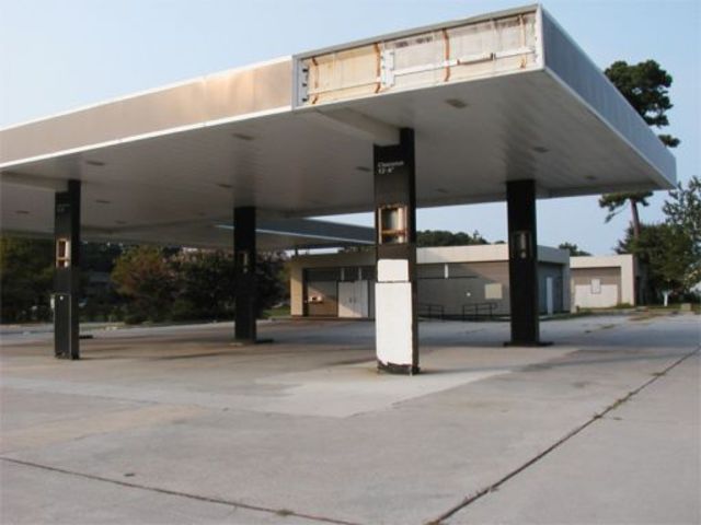 Second Oil Crisis Begins