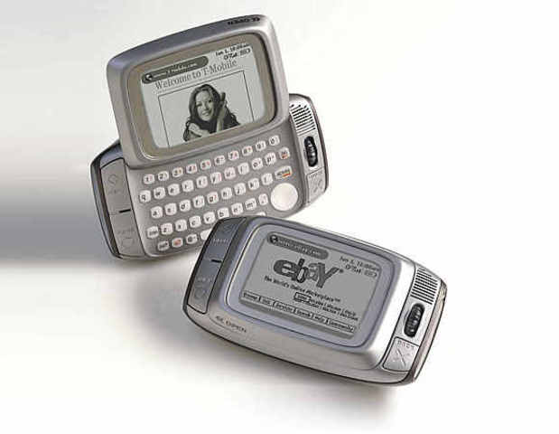 T-MOBILE SIDEKICK (2002)