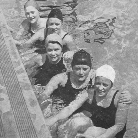 Women's 100m Backstroke  added to olympics