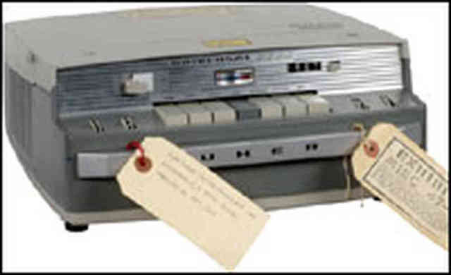 Special Prosecutor issues subpoena for 64 White House tapes