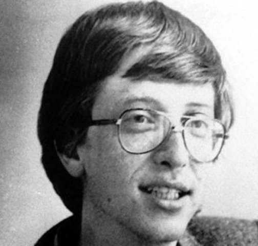Bill Gates establishes Microsoft
