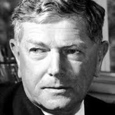 Timeline: Sir Frank Macfarlane's Personal life