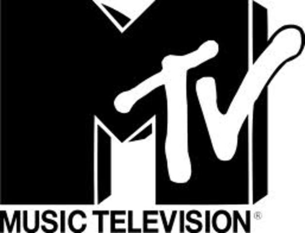 se crea MTV