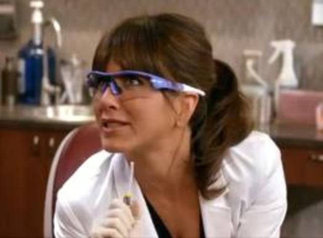 Dr. Julia Harris in Horrible Bosses