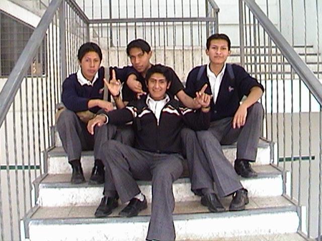 cambio de colegio al febres cordero