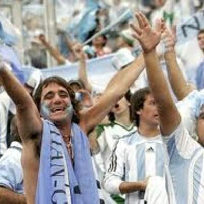 Timeline: Historia de las Barras Bravas en latinoamerica