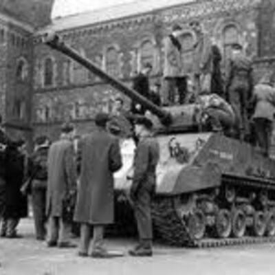 Timeline: Los principales acontecimientos políticos entre 1939 y 1945.