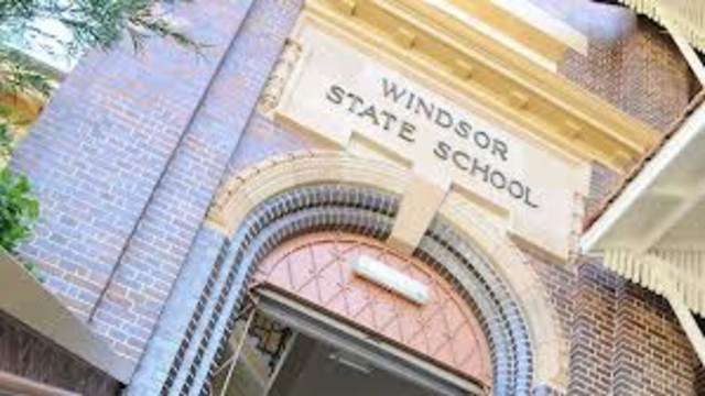 first school attending in Queensland Windsor state school grade 4