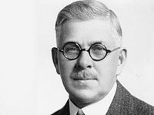 First mass producer of gas powered cars