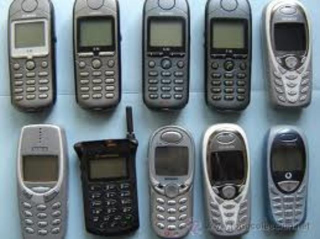 Moviles, ordenadores y videoconsolas: sin color y sin memoria.