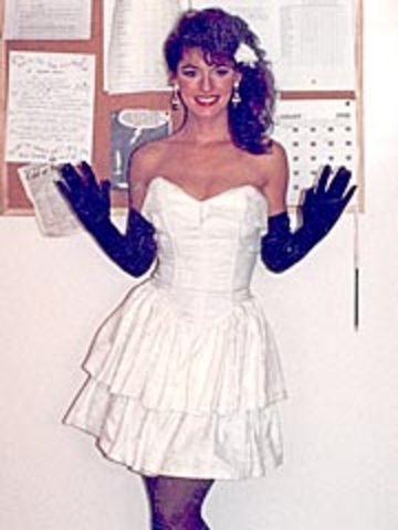 Shania get music lessons