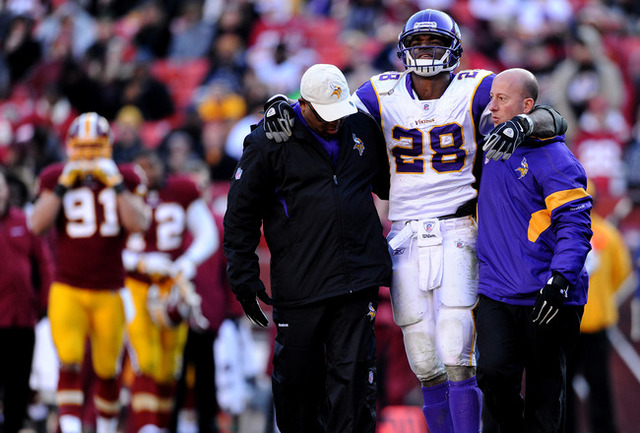Adrian peterson gets injured