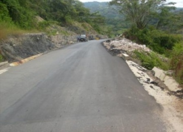 la primera via pavimentada