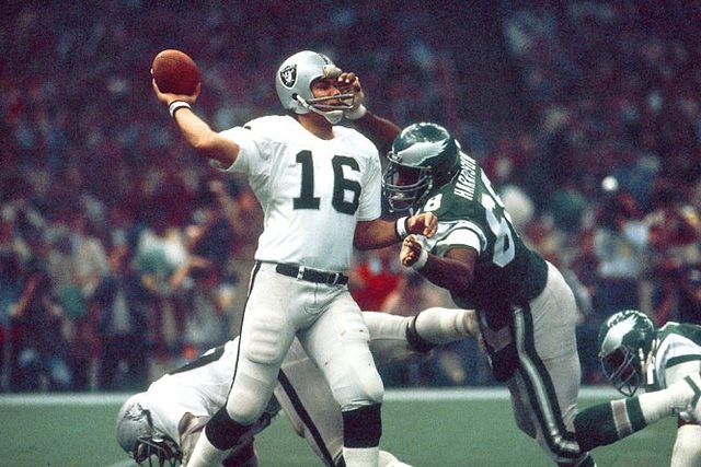 Eagles v.s. Raiders