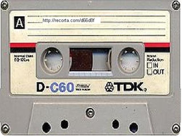 Philips presentara el popular “Compact Cassette”.