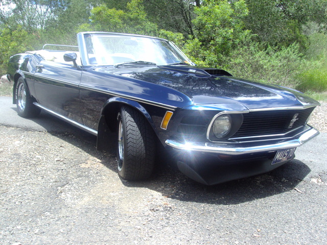 1970 ford mustang