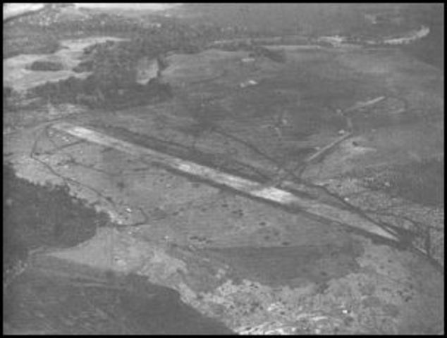 American planes land at Henderson Field