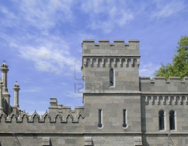 En 1771 Smeaton y algunos colegas formaron la Smeatonian Society of Civil Engineers, un grupo de profesionales que se reunían diariamente para debatir sobre su profesión.