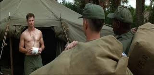 Forrest enters the Vietnam War