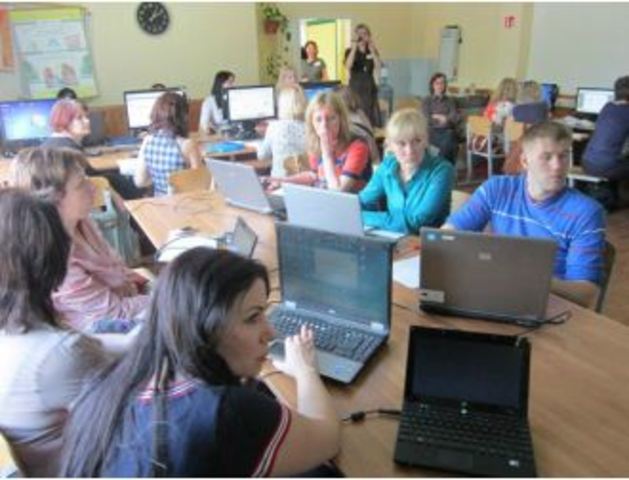 LSL seminaras Kauno "Varpelio" pradinėje mokykloje "Google disko galimybių pritaikymas ugdymo procese"