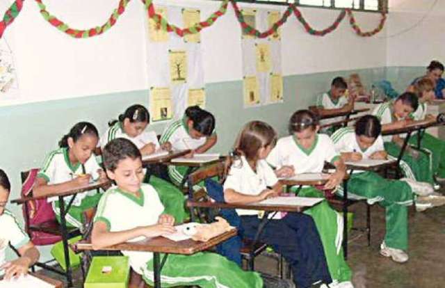 Promulgacion de laLey Federal para prevenir Y controlar la contaminación Ambiental