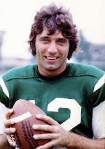 NY Jets sign quarterback Joe Namath