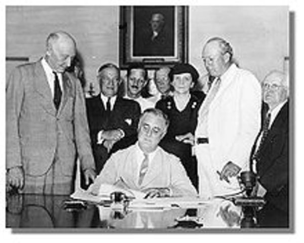 Congress passes the Social Security Act