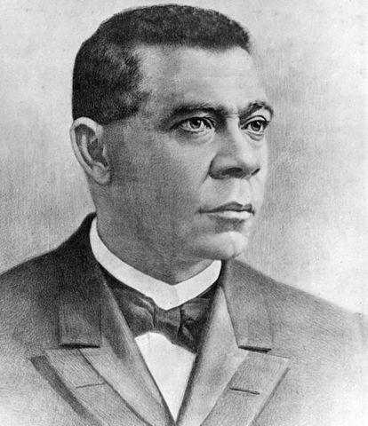 Booker T. Washington becomes head of Tuskegee Institute
