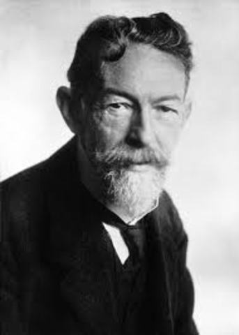 Richard Zsigmondy invented an ultramicroscope