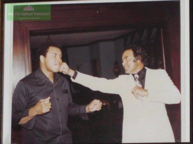 Muhammad Ali vs. Sultan Rahi