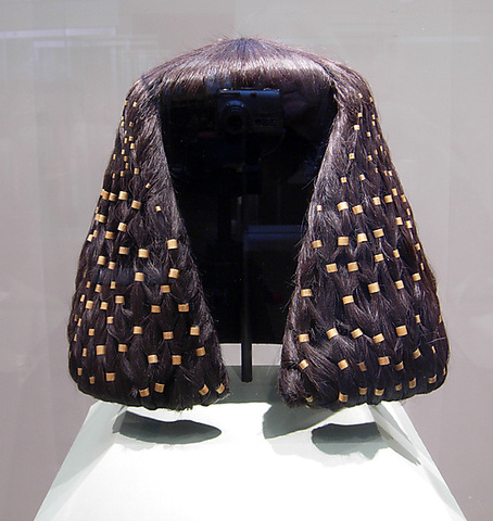Egyptian wig (B.C)