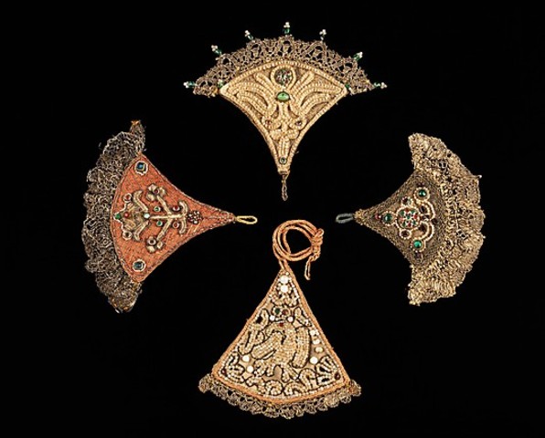 Russian hair accessory