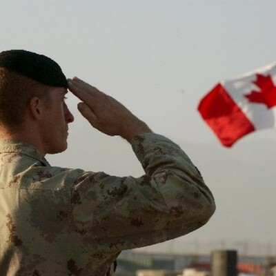 Timeline: Le Canada change de cap: 1980 et les années qui ont suivi