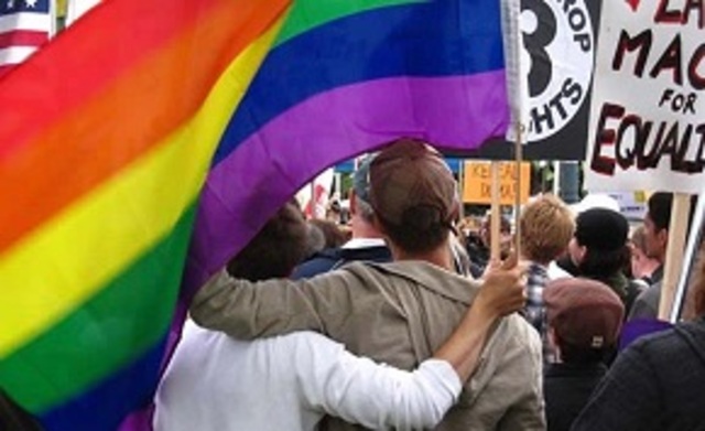 Holanda fue , el primer país que autorizó el matrimonio de parejas del mismo sexo