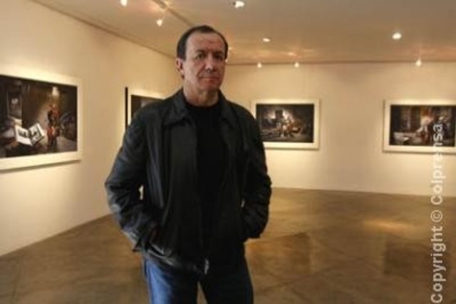 Gráfica OP 88: Carlos Duque se muestra.