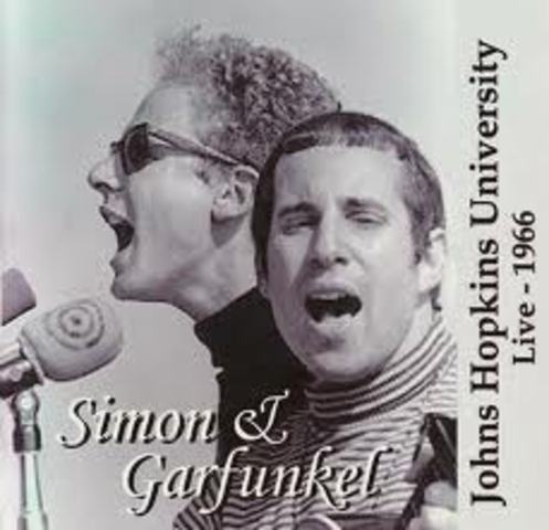 Otros cantantes anglosajones:Simon and Garfunkel