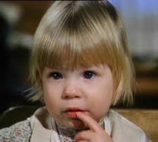 Carrie-Lauras sister was born