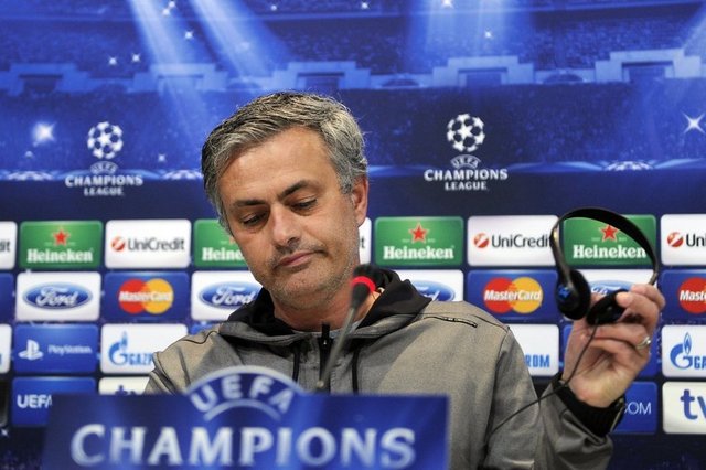 El Real Madrid cae por tercera vez consecutiva en semifinales de la Champions, esta vez ante el Borussia. Las desavenencias entre jugadores como Iker Casillas y el míster siguen siendo muy latentes.