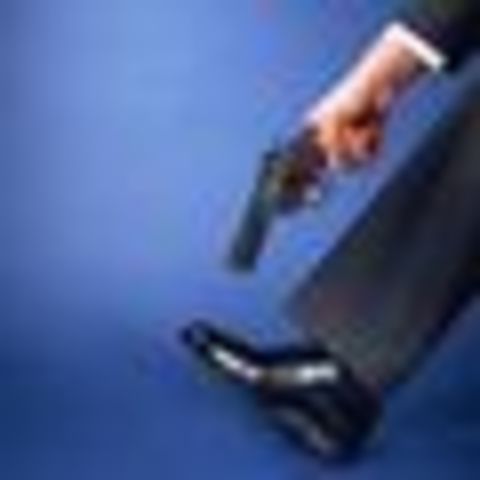 Rat Kiley shoots himself in the foot