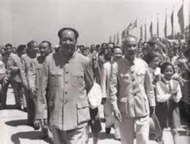 Ho Chi Minh establishes the Democratic Republic of Vietnam